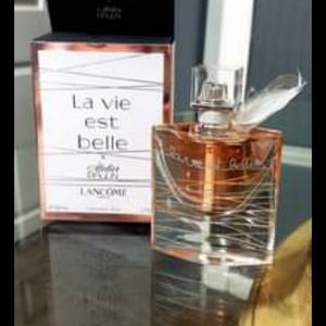 La vie est belle  1.7 oz.